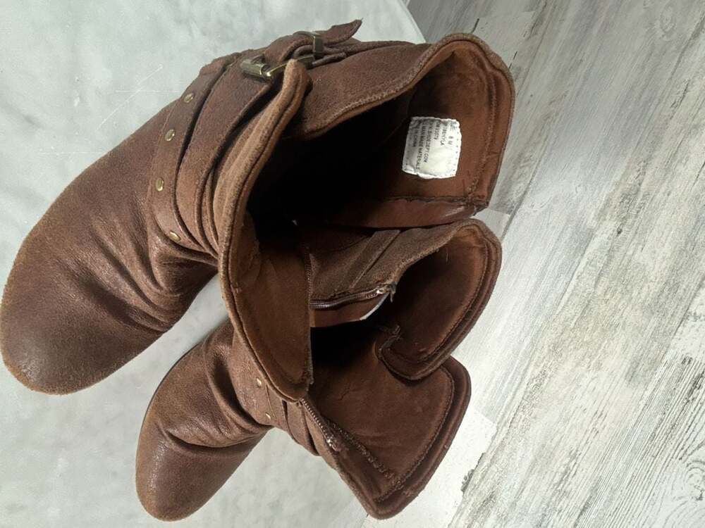 Jessica Cline Women’s 8M Brown Faux Leather Slouch Ankle Boots Buckle Studded - Picture 3 of 6